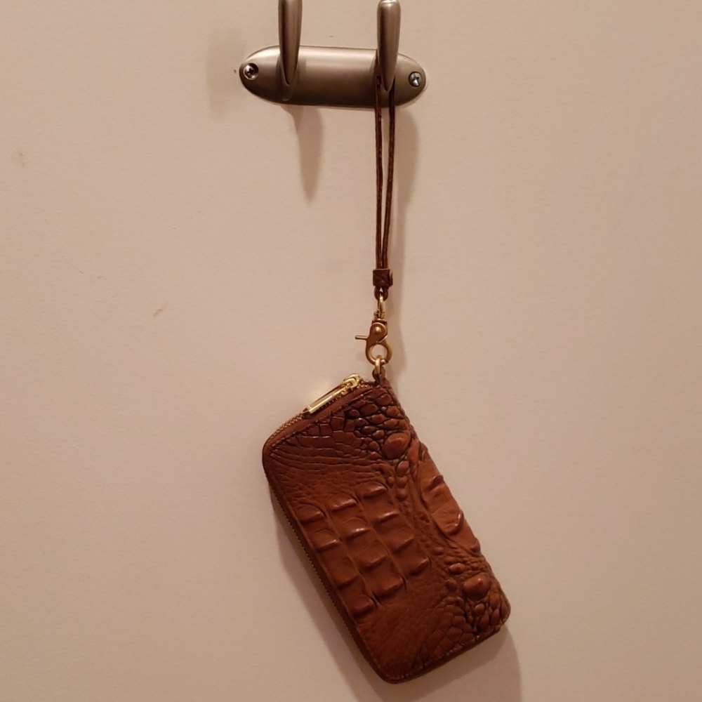 Brahmin wallet/wristlet double zipper